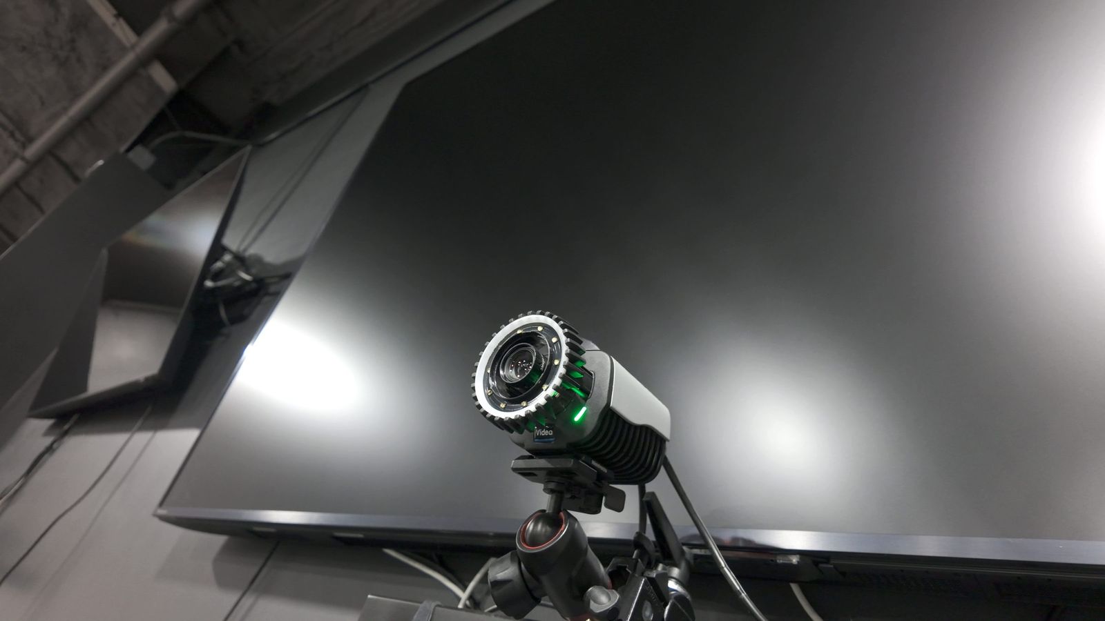 High-speed capture camera